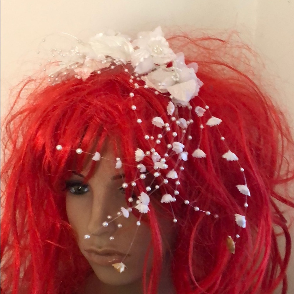 HAIR DECOR/SPRAY FOR THE BRIDE!